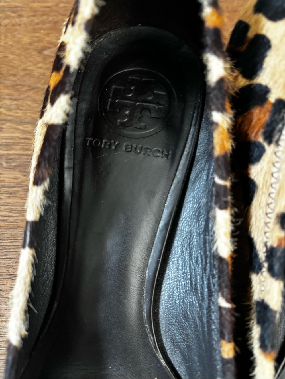 Tory Burch Amy Leopard-Print Low Block Heel Pumps (8) - Picture 5 of 11